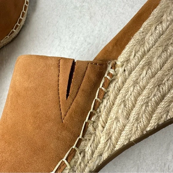 NWOB Vionic Tulum Kadyn - Women's Wedge Slip-on Sandal
Caramel - Size 7 - Picture 12 of 14